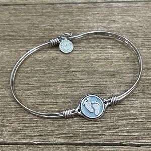 Luca And Danni Baby Blue Footprints Charm  Bracelet. Silver New